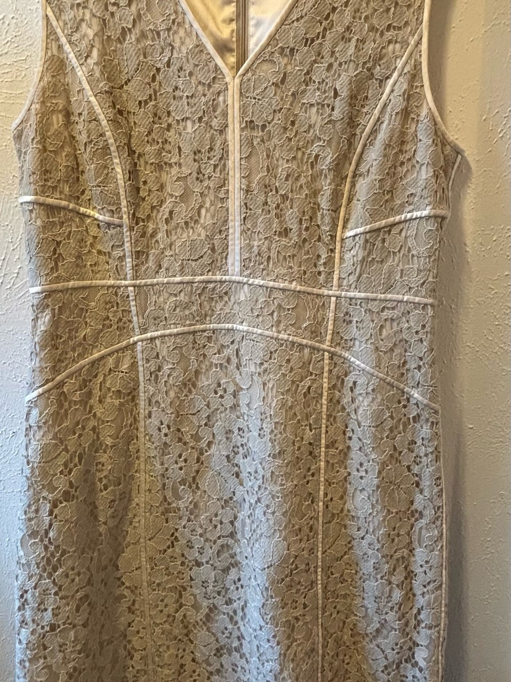 Lafayette 148 New York Cream Lace Sheath Dress